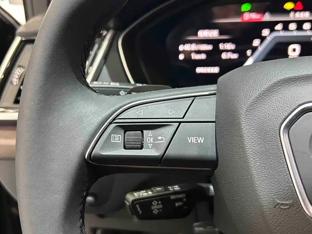Audi Q5L 2025 из CN, фото 10