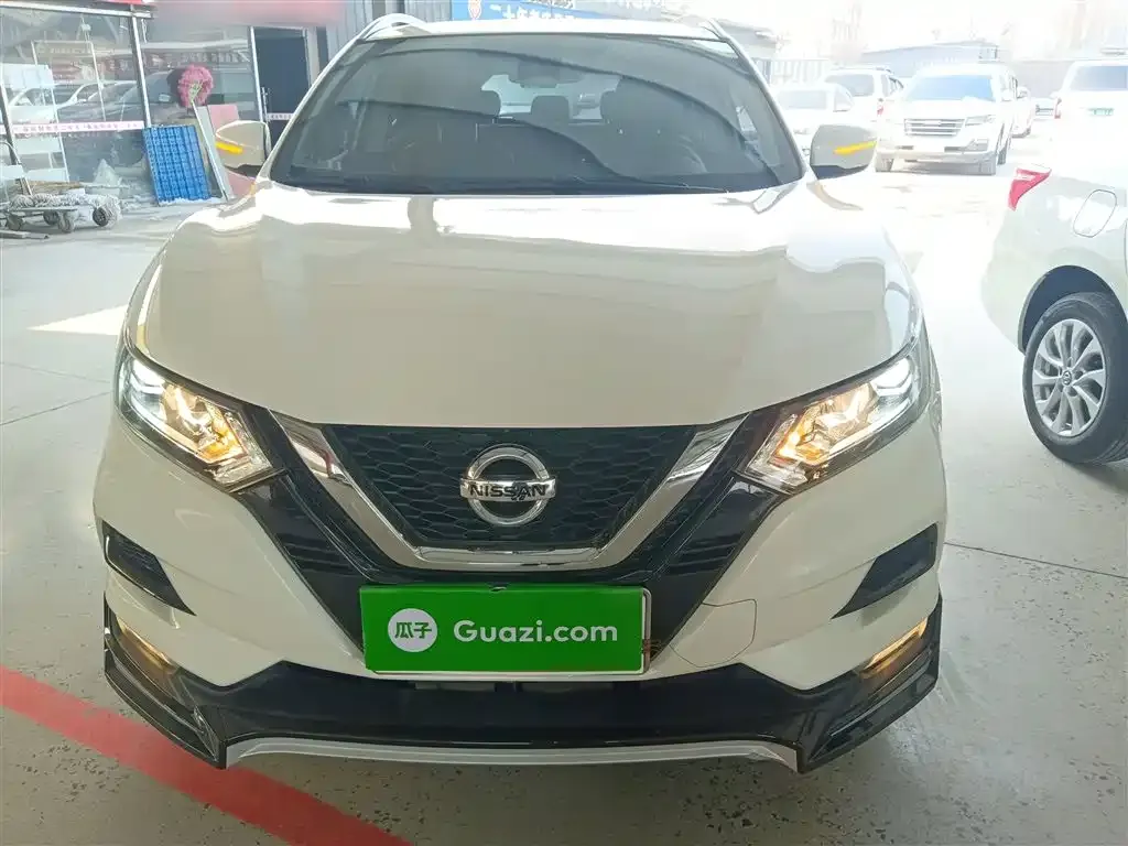 Nissan Qashqai 2022 из CN, фото 2