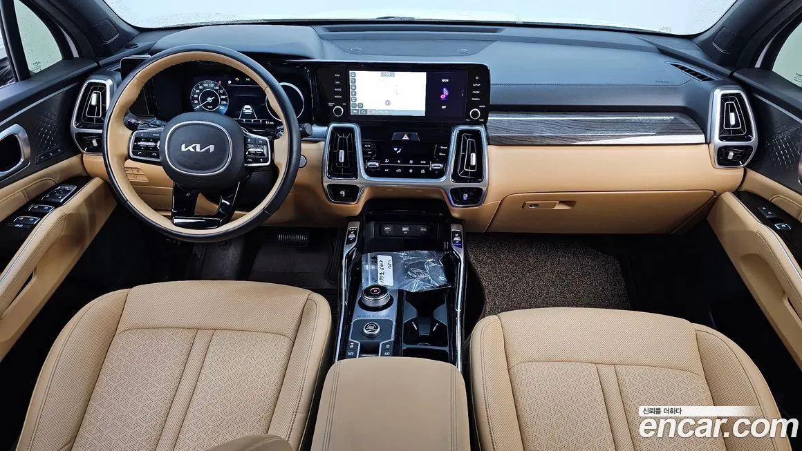 Kia Sorento — фото 8