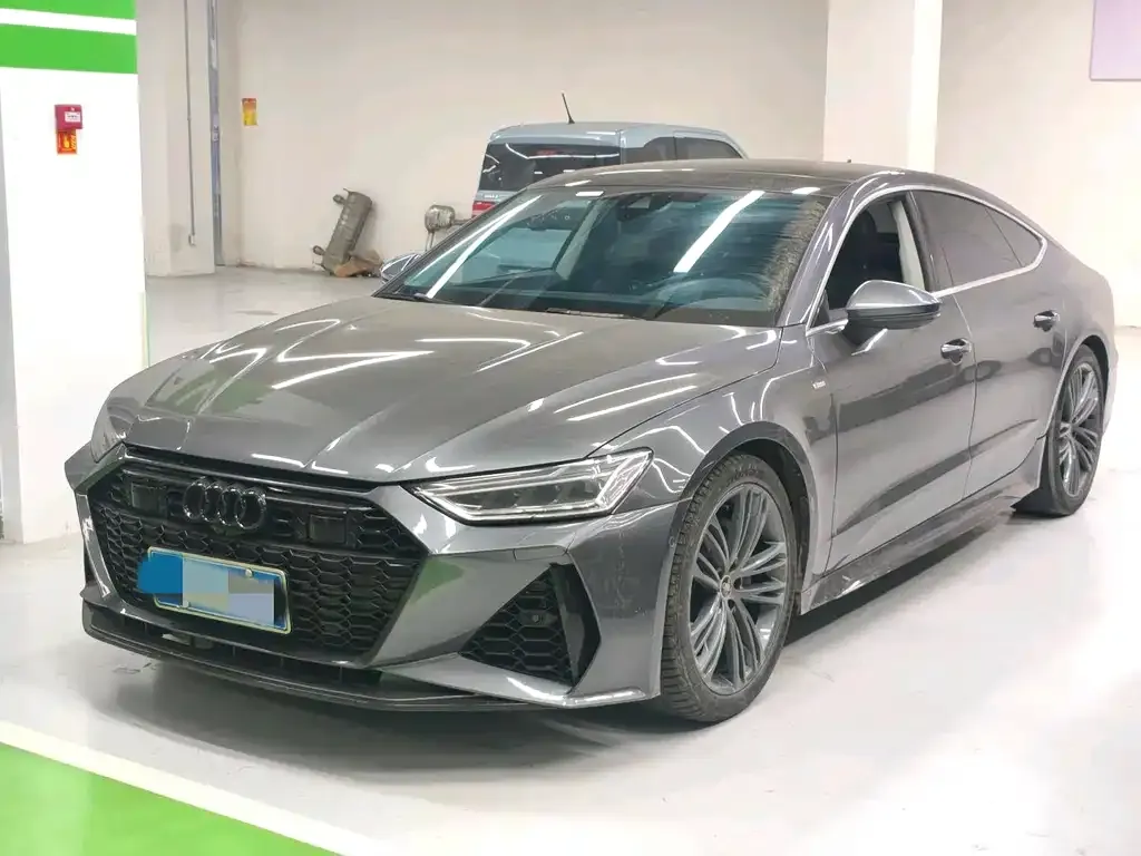 Audi A7 — фото 1
