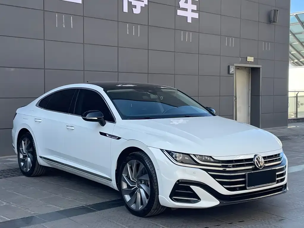 Volkswagen CC 2023 из CN, фото 6