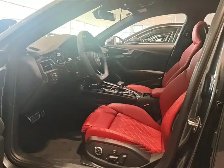 Audi S4 2024 из CN, фото 7
