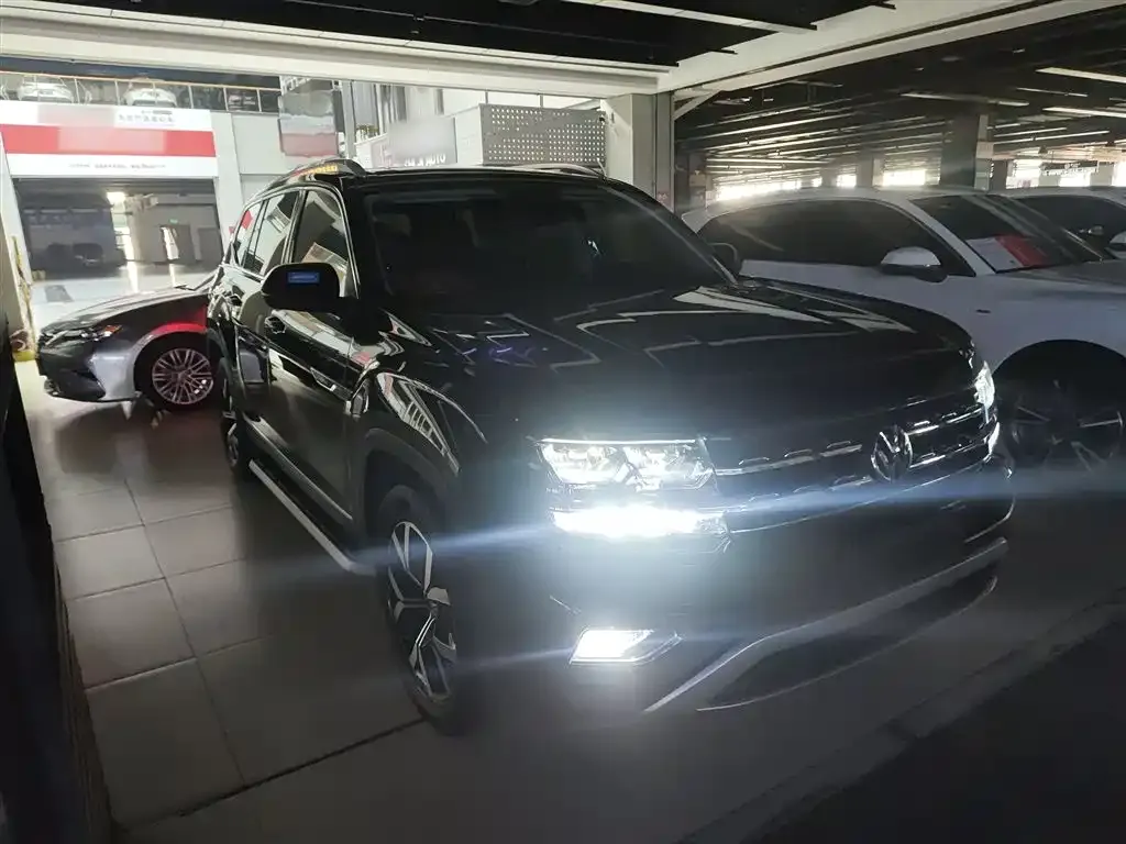 Volkswagen Teramont 2021 из CN, фото 2