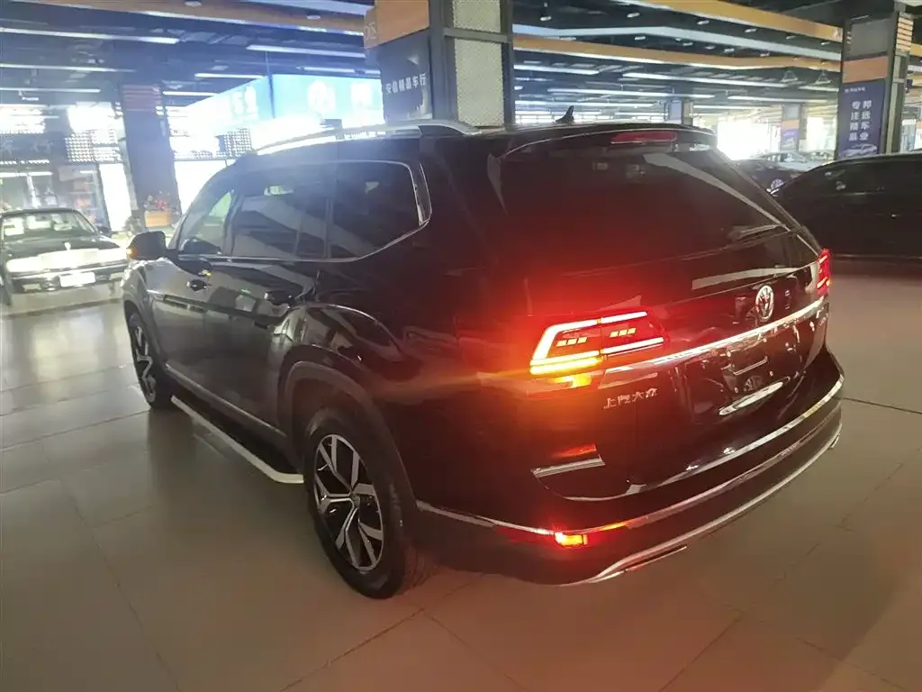 Volkswagen Teramont 2021 из CN, фото 10
