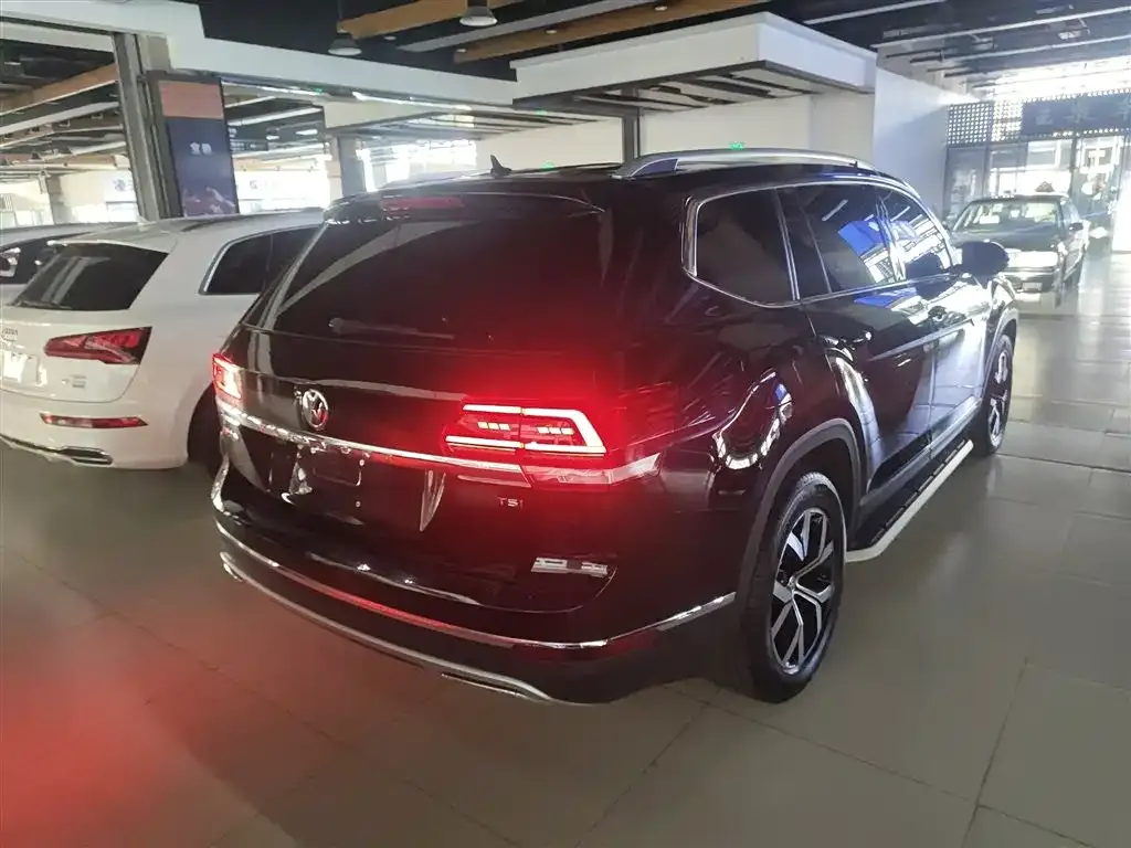 Volkswagen Teramont 2021 из CN, фото 5