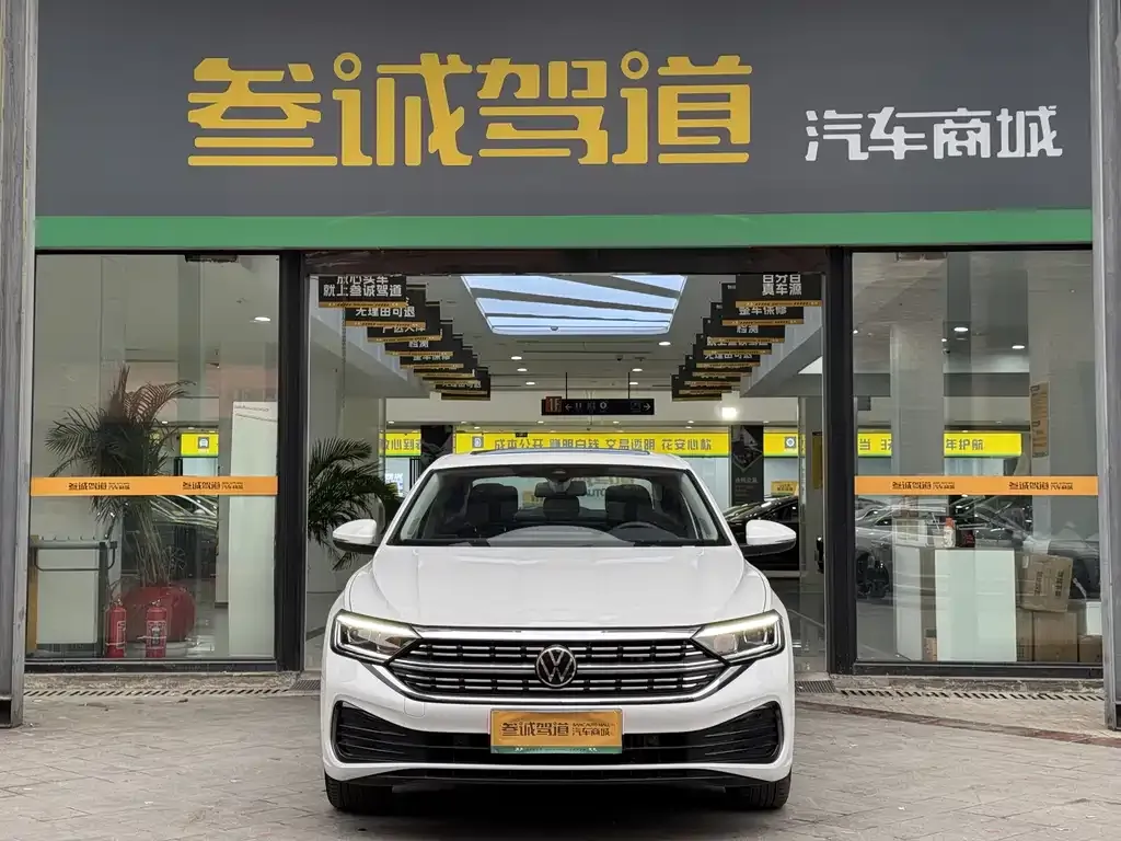 Volkswagen Sagitar 2025 из CN, фото 3