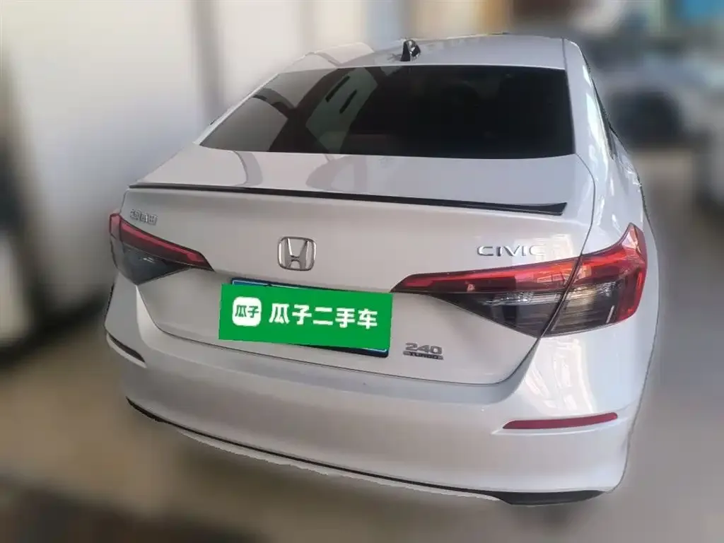 Honda Civic — фото 10