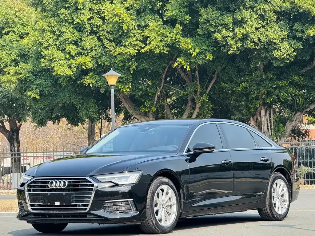 Audi A6L 2021 из CN, фото 1