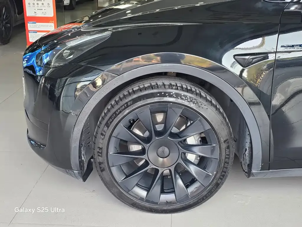 Tesla Model Y 2022 из CN, фото 10