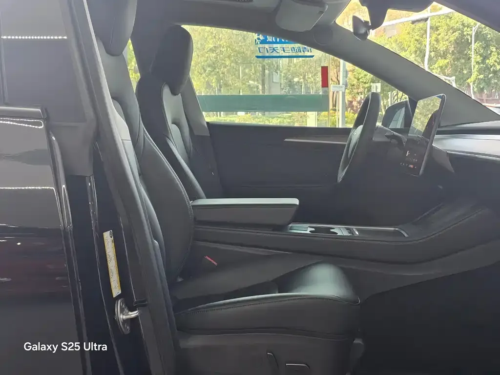 Tesla Model Y 2022 из CN, фото 2