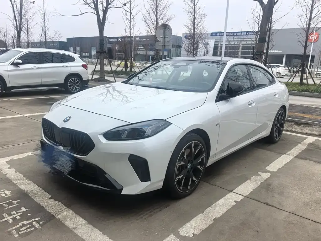 BMW 2 Series 2025 из CN, фото 1