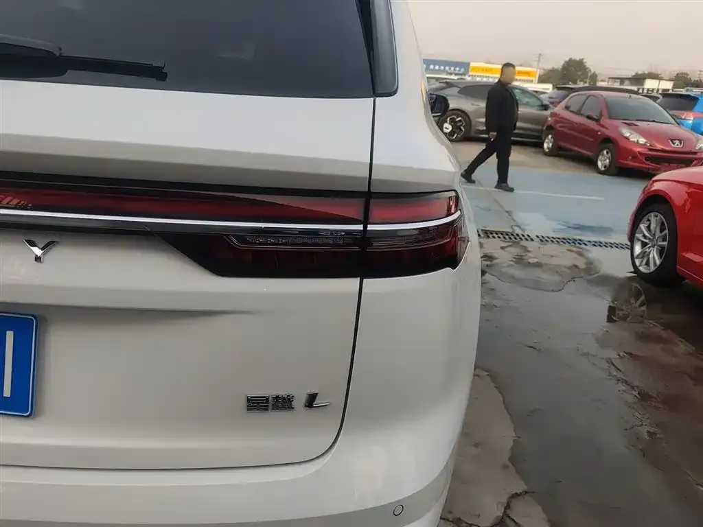 Geely Xingyue L 2025 из CN, фото 2