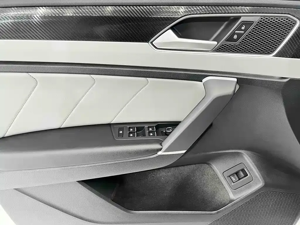 Volkswagen Tayron 2023 из CN, фото 6