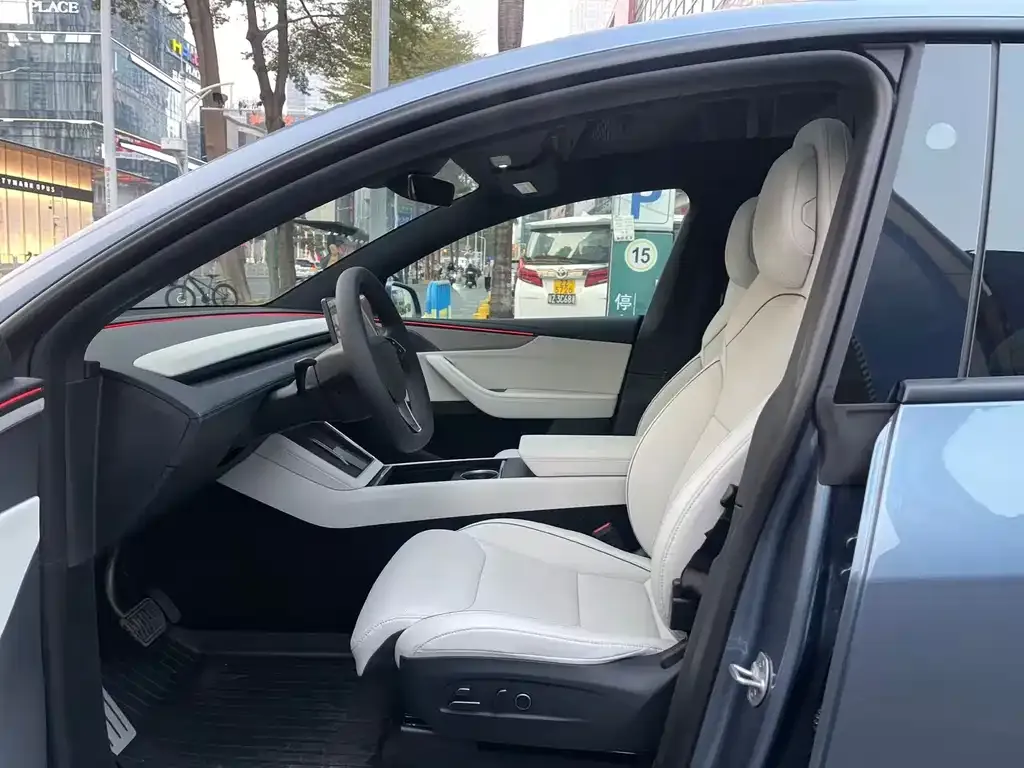 Tesla Model Y L 2026 из CN, фото 4