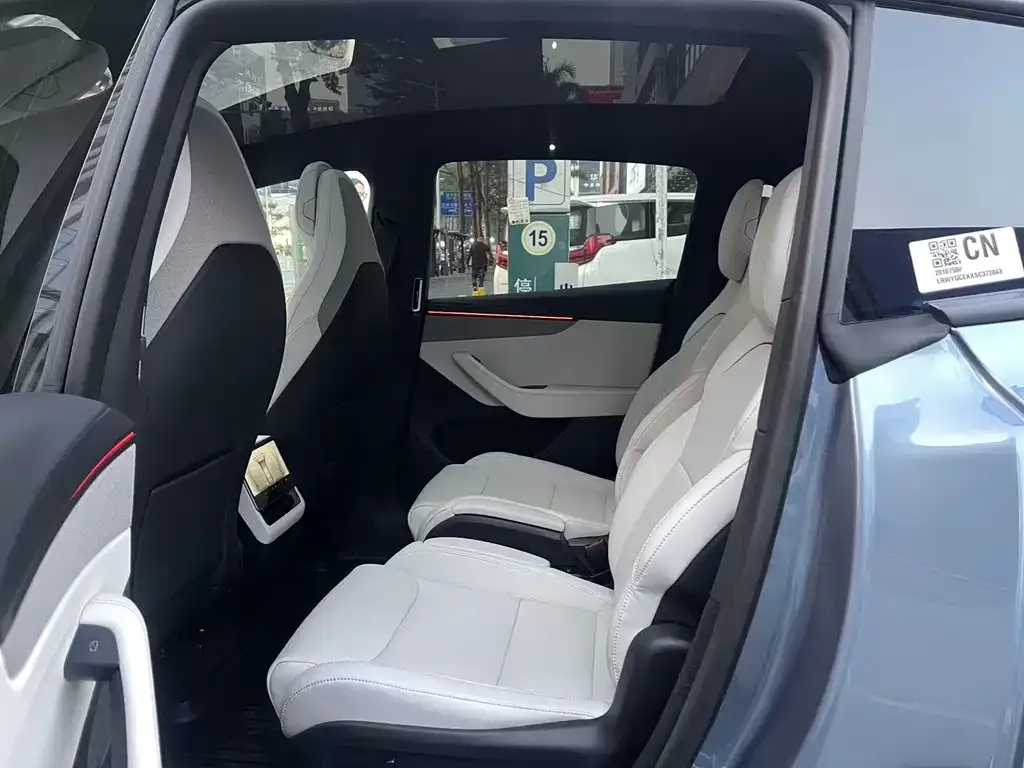 Tesla Model Y L 2026 из CN, фото 9