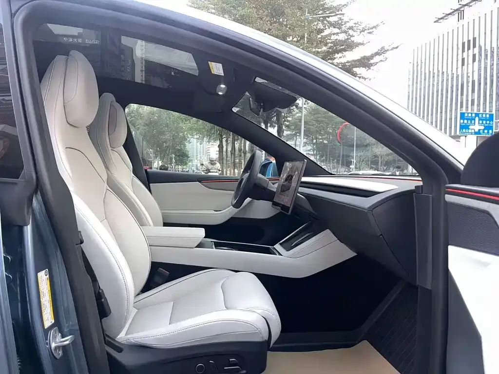 Tesla Model Y L 2026 из CN, фото 3