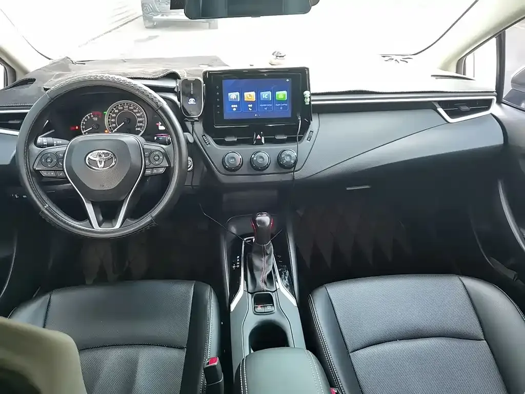 Toyota Corolla 2023 из CN, фото 3