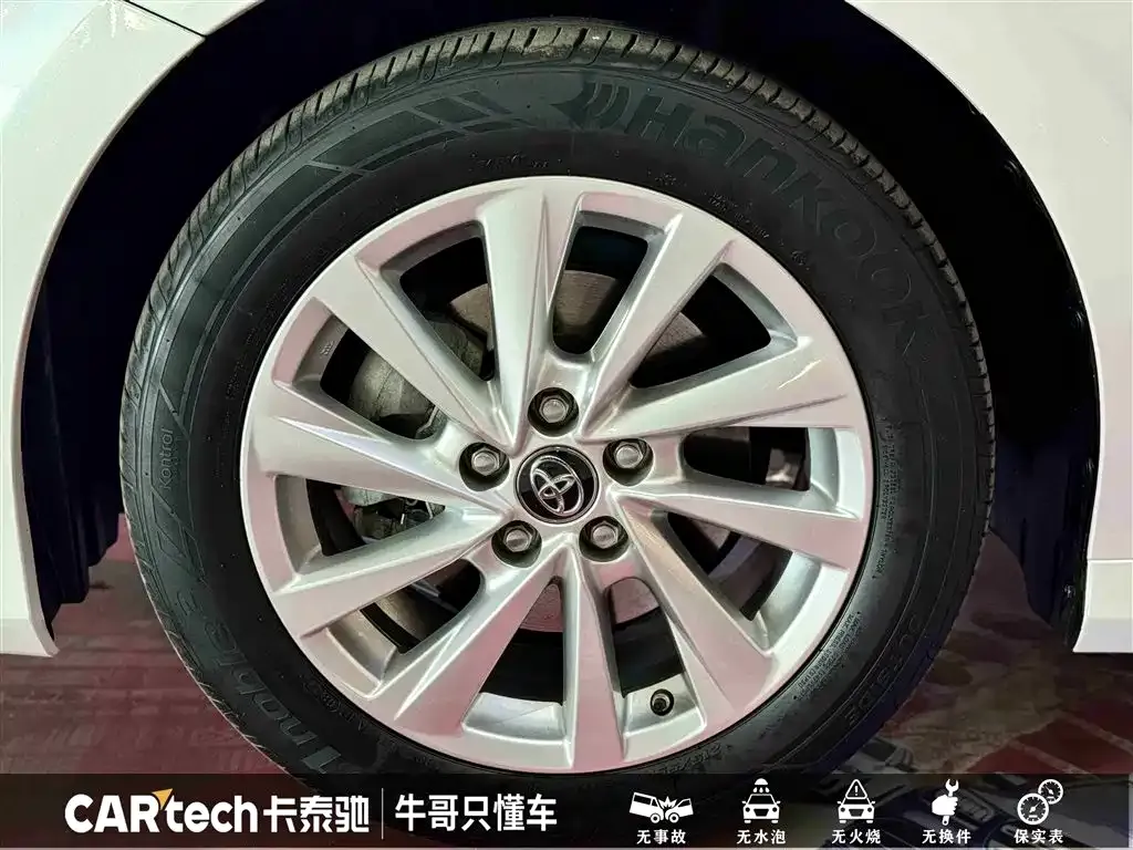 Toyota Camry 2022 из CN, фото 8