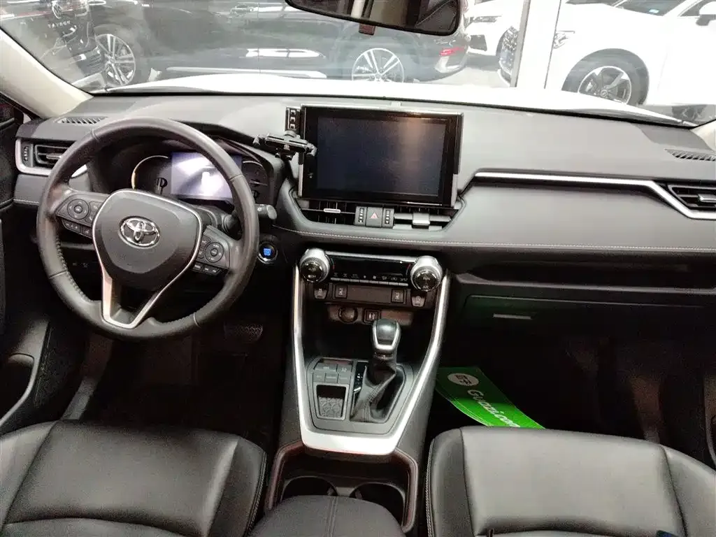 Toyota RAV4 2023 из CN, фото 7