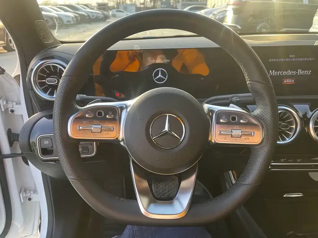 Mercedes-Benz A-Class 2023 из CN, фото 6