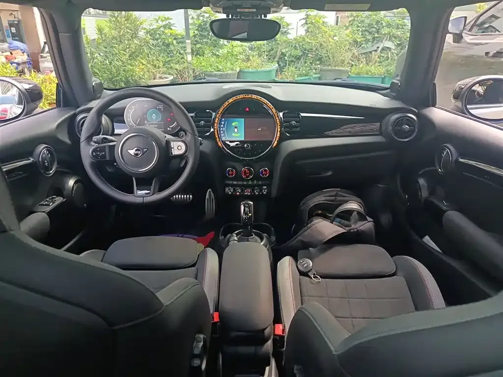 MINI Cooper (3-door) 2023 из CN, фото 5