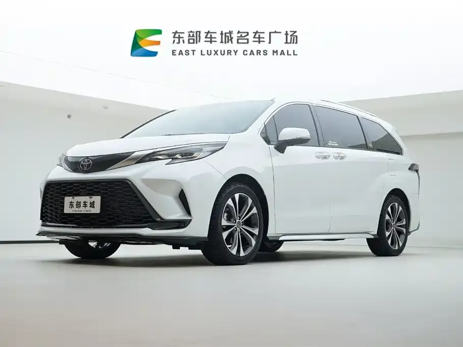 Toyota Granvia 2024 из CN, фото 1