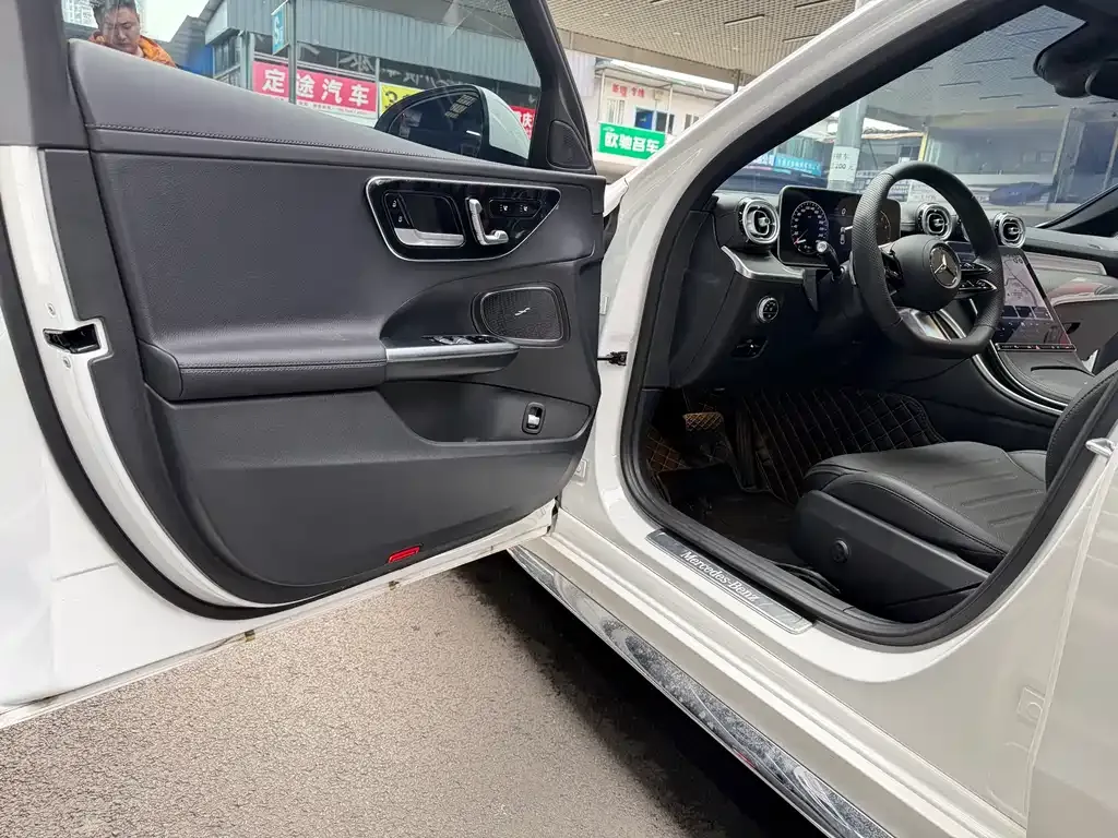 Mercedes-Benz C-Class 2024 из CN, фото 4