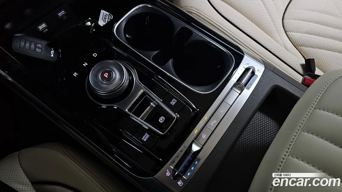 Kia Carnival 2023 из KR, фото 2