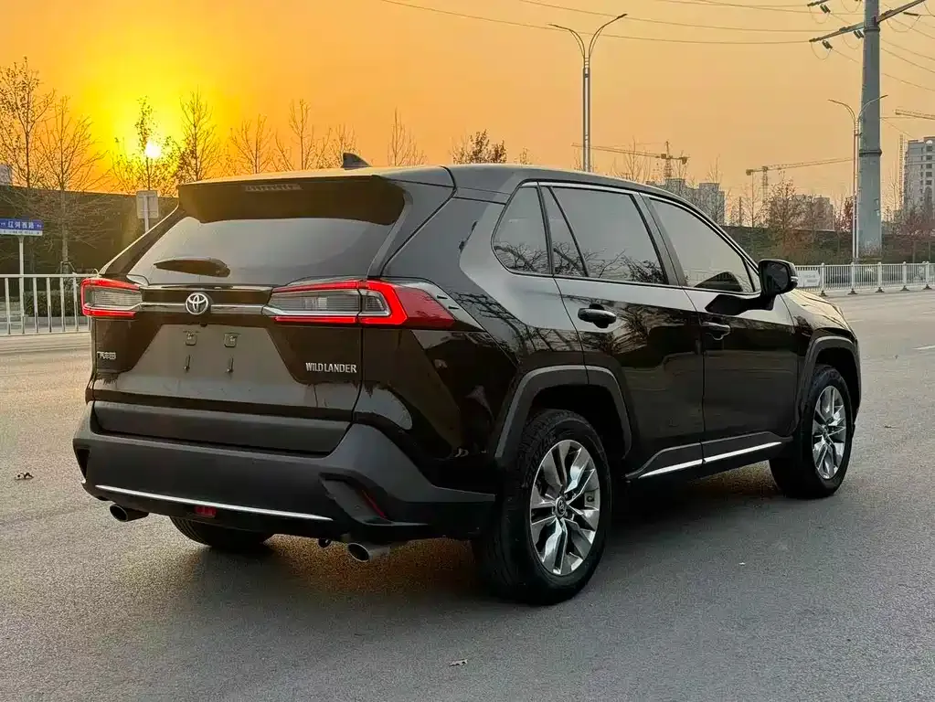 Toyota Wildlander 2022 из CN, фото 9