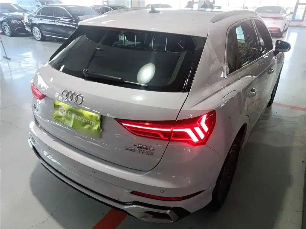Audi Q3 — фото 6