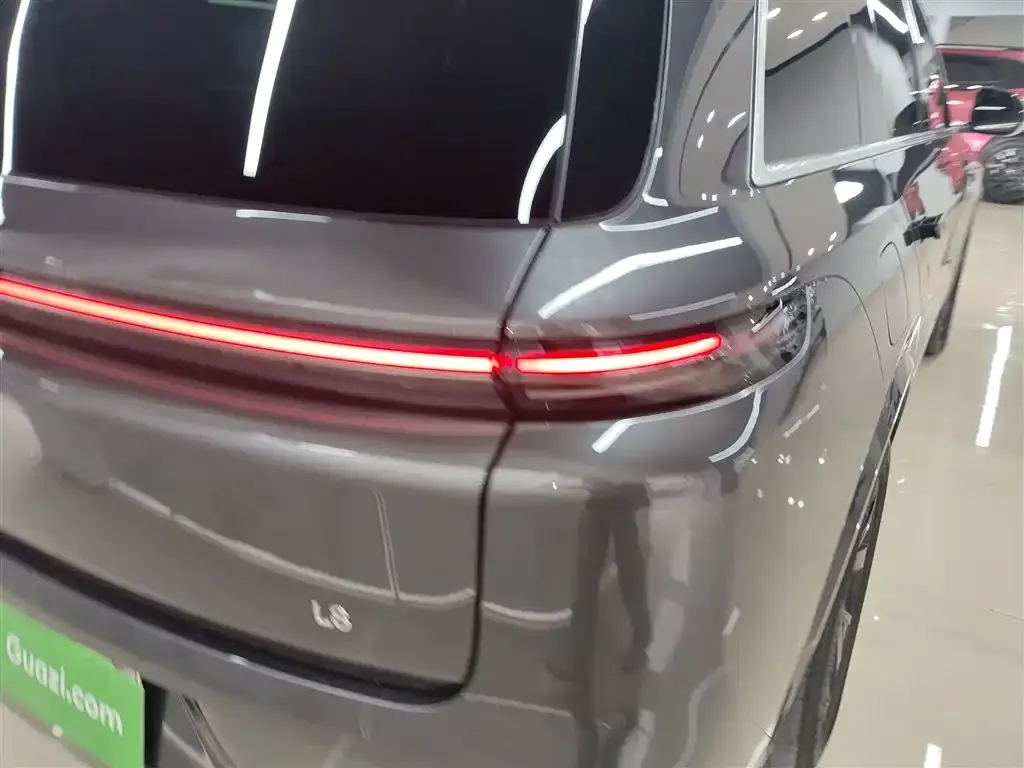Li Auto L8 2024 из CN, фото 2