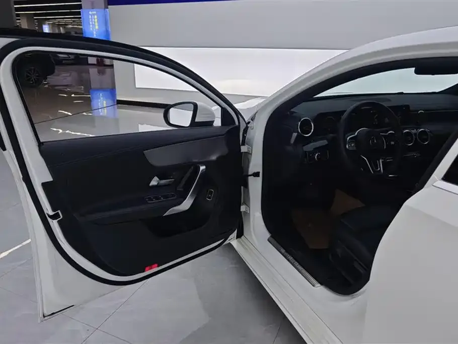 Mercedes-Benz A-Class 2021 из CN, фото 5
