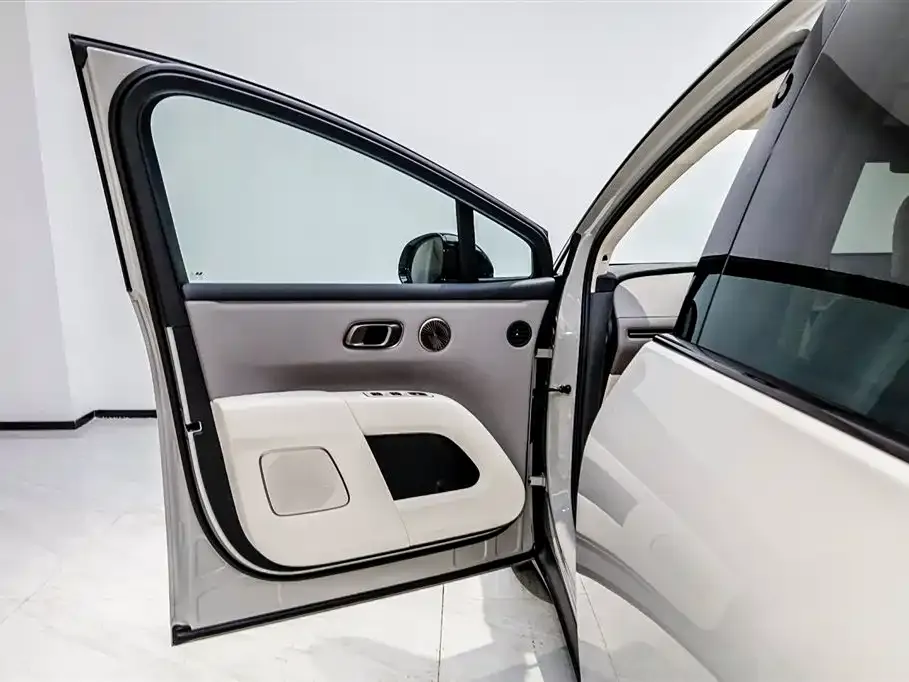 Li Auto i8 2025 из CN, фото 9