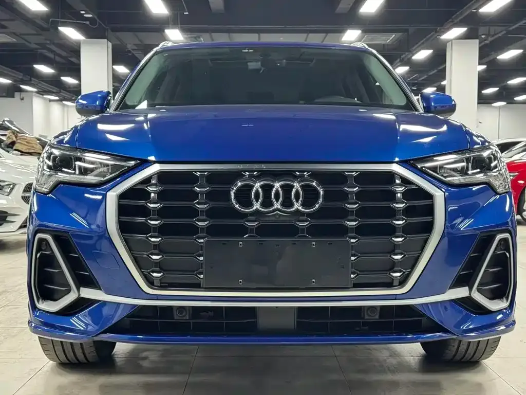 Audi Q3 — фото 5