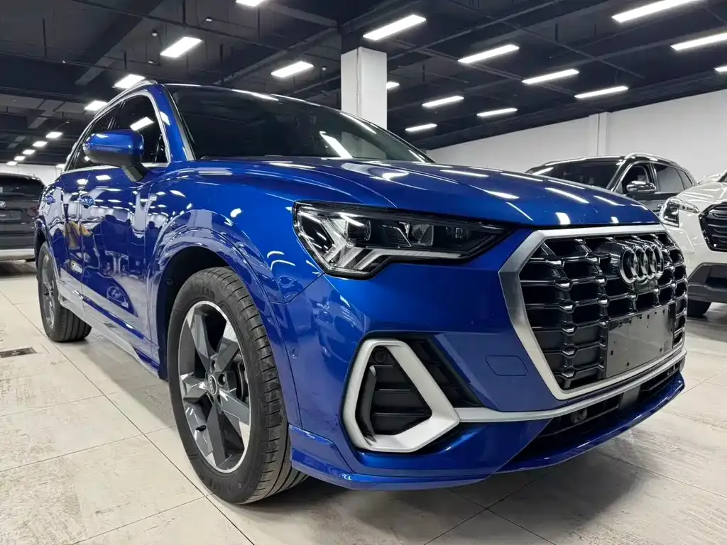 Audi Q3 — фото 3
