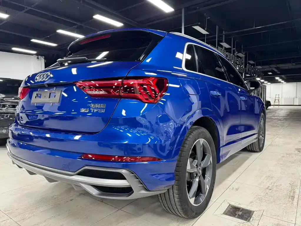 Audi Q3 — фото 4