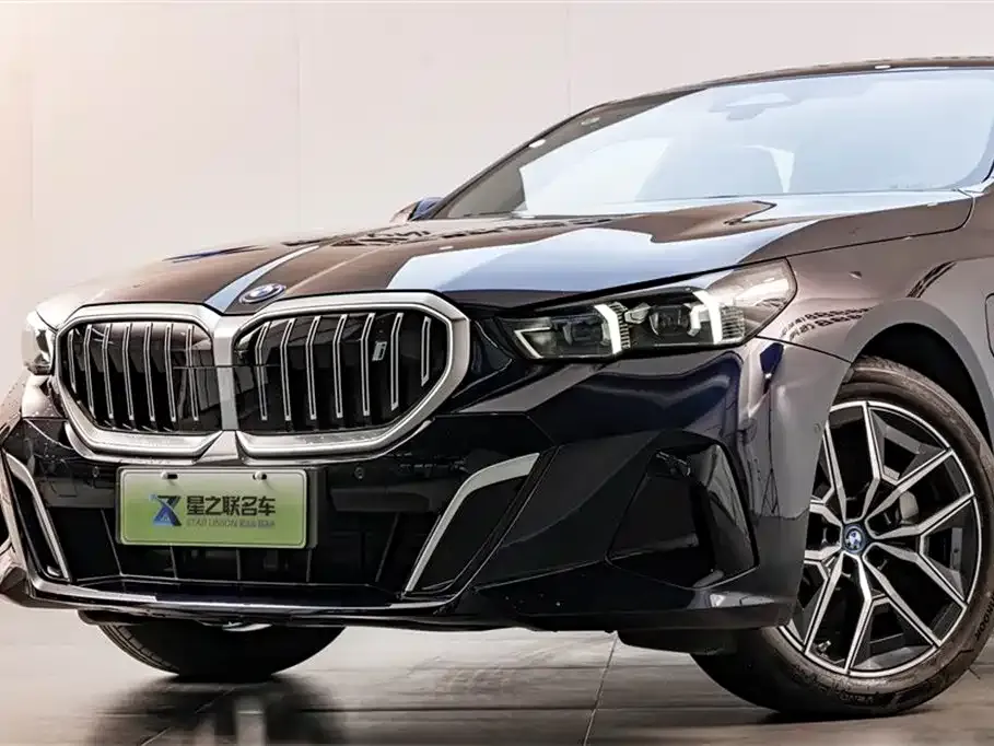 BMW i5 2025 из CN, фото 6