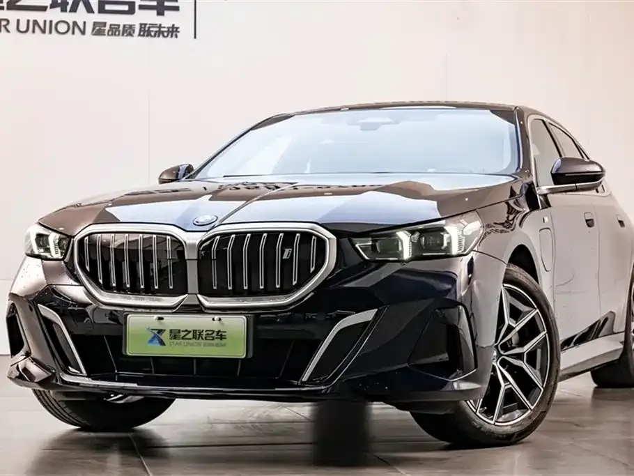 BMW i5 2025 из CN, фото 7