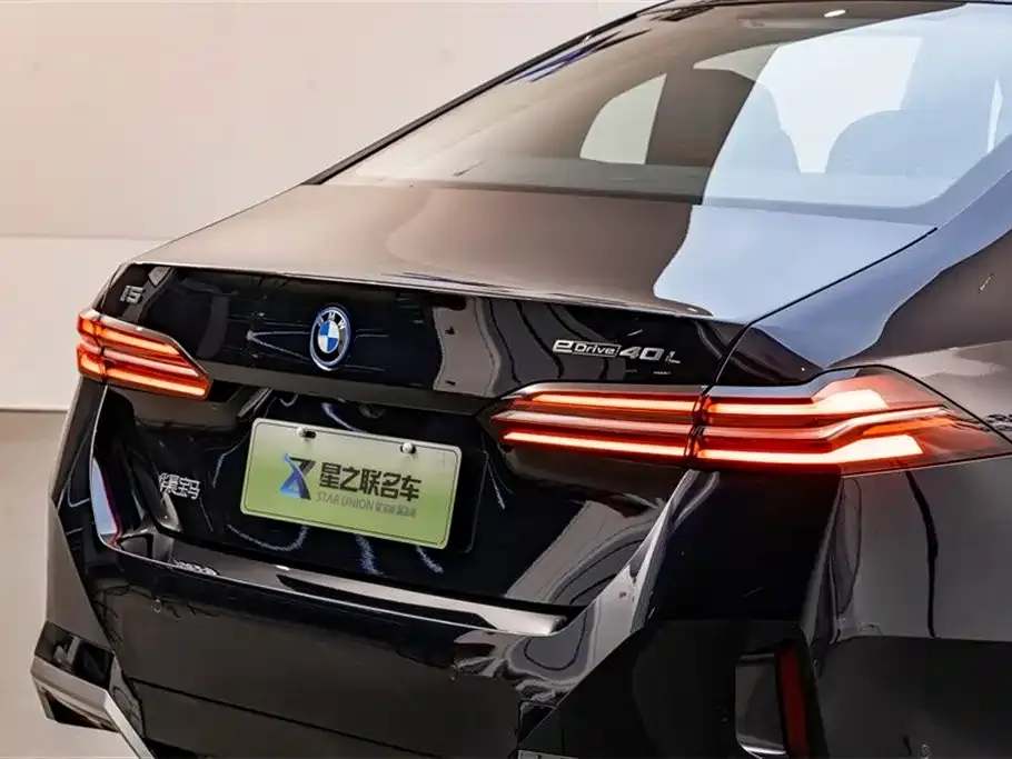 BMW i5 2025 из CN, фото 5