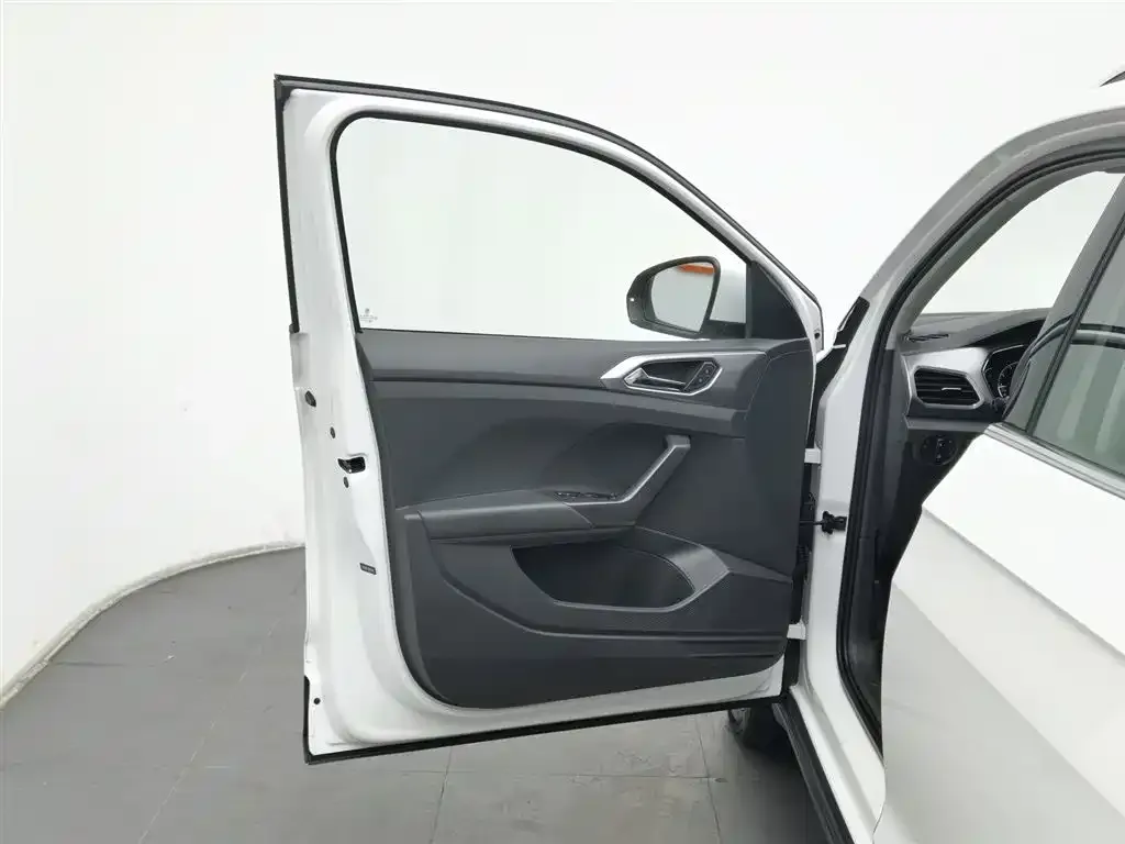 Volkswagen T-Cross 2022 из CN, фото 4