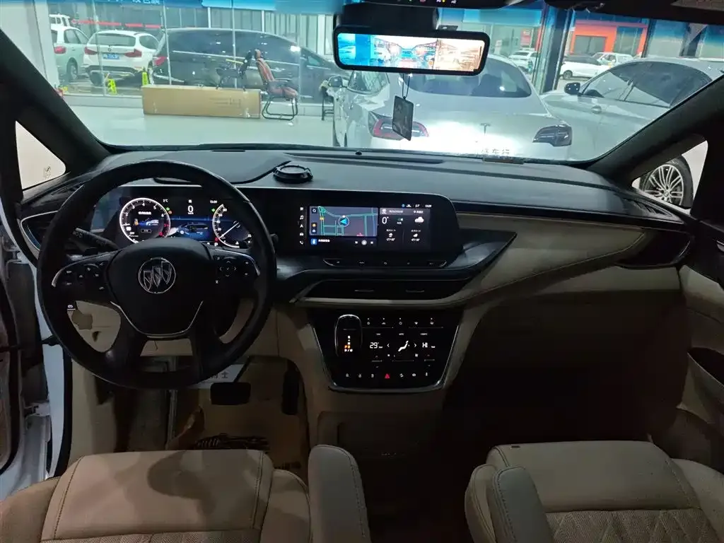 Buick GL8 2023 из CN, фото 7