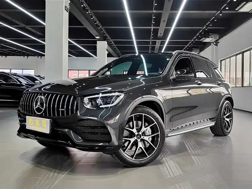 Mercedes-Benz GLC AMG — фото 1