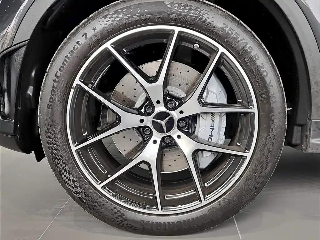 Mercedes-Benz GLC AMG — фото 5