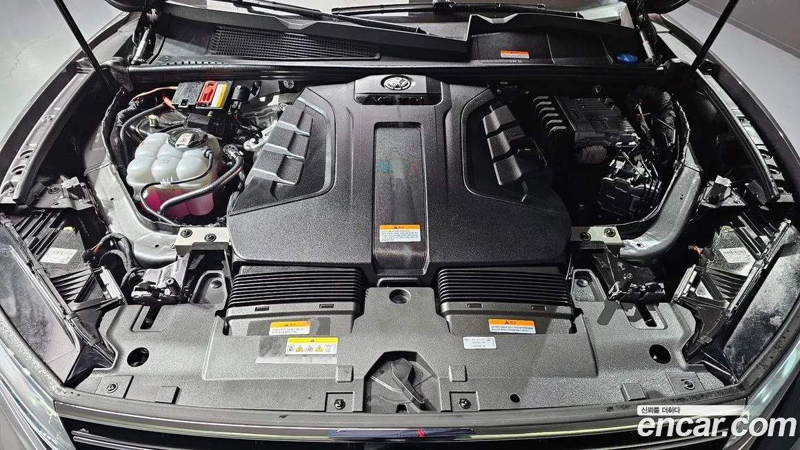 Volkswagen Touareg 2024 из KR, фото 7