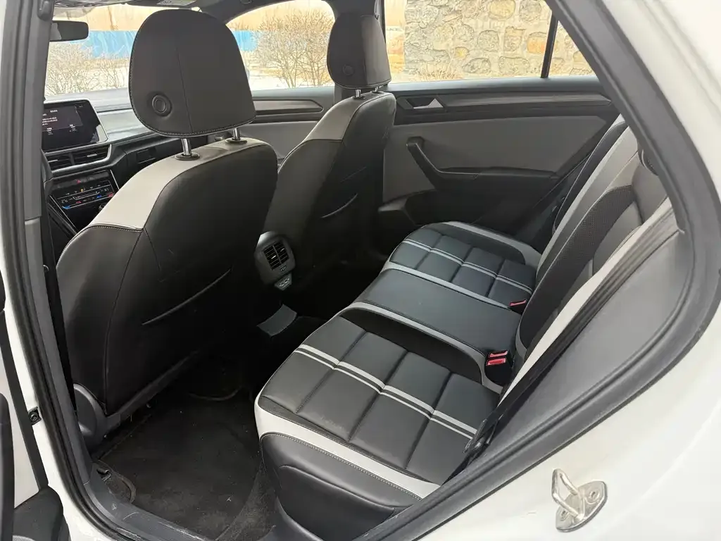 Volkswagen T-Roc 2025 из CN, фото 5