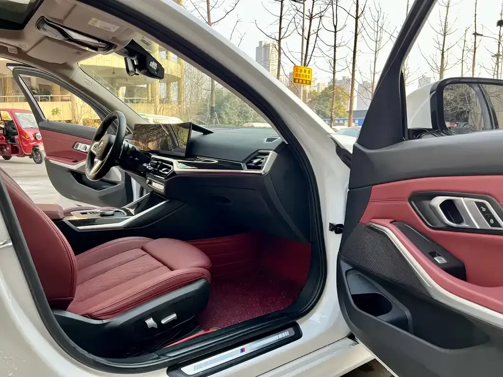 BMW 3 Series 2023 из CN, фото 8