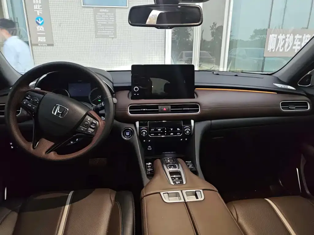 Honda UR-V 2024 из CN, фото 3