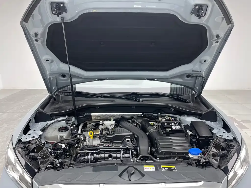 Audi Q2L 2024 из CN, фото 6