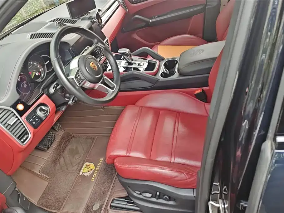 Porsche Cayenne Hybrid — фото 10