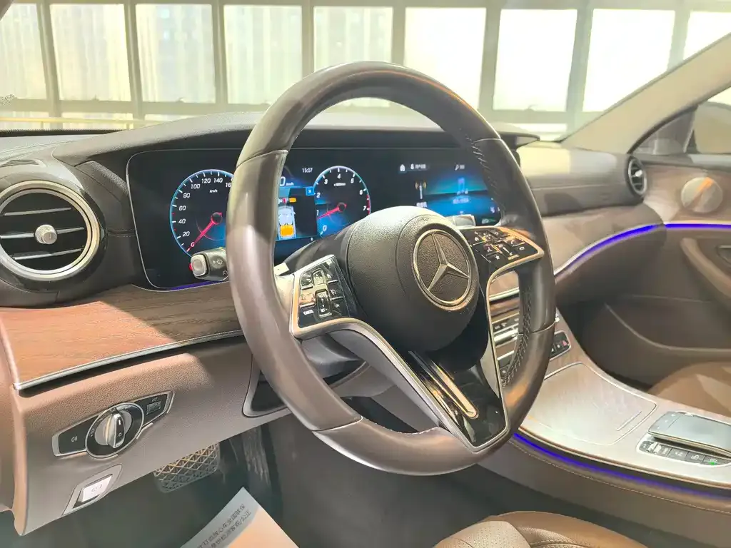 Mercedes-Benz E-Class 2021 из CN, фото 8